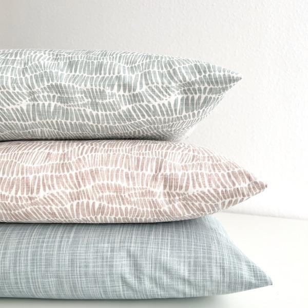 Kissen Kissenhüllen Sofakissen Trendfarben rose blütenrosa silberblau